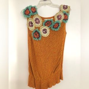 Edie tank sweater in great condition! Unique style, super cute! Size M